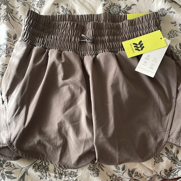 All in Motion brown Athletic Shorts Lightweight Elastic Waist - Picture 3 of 4
